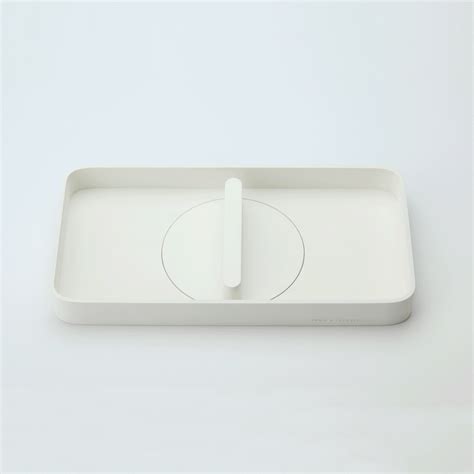 Selek Design The Dial Tray Designed For Rubberband Is A Desktop