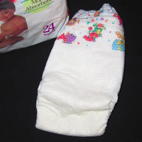 Open Package Of 8 Vintage 1995 Huggies Diapers Size 4 Large Ultratrim