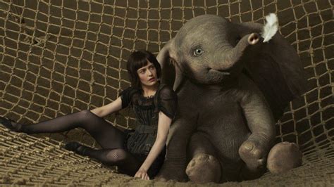 Tim Burton S Dumbo Remake Fails To Fly With Many Film Critics Bbc News
