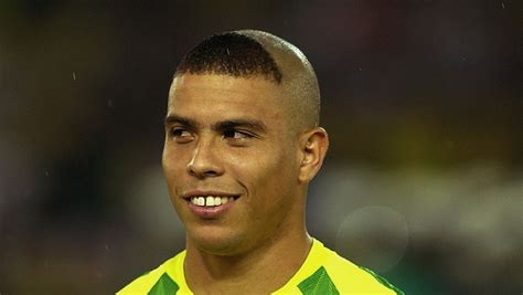 Ronaldo luís nazário de lima (brazilian portuguese: Ronaldo wspomina swoją okropną fryzurę z MŚ 2002 - Sport