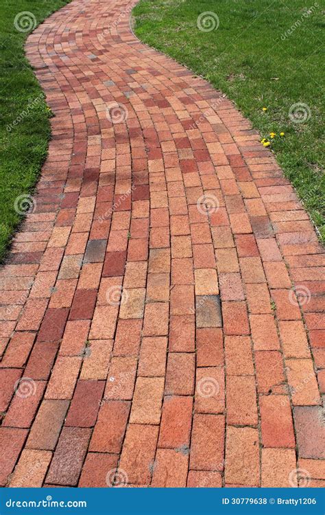 366 Curved Brick Walkway Stock Photos Free And Royalty Free Stock