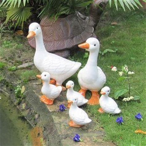 Find great deals on ebay for donald duck decorations. Duck Family Figurines, Made of Ceramic, Ideal for Garden ...