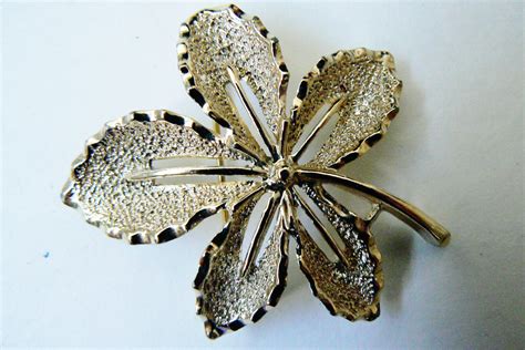 Sarah Cov Coventry Gold Tone Metal Leaf Pin Brooch Vintage And Antique