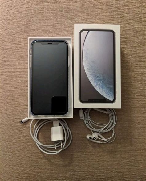 Apple Iphone Xr 128gb White T Mobile A1984 Cdma Gsm For Sale