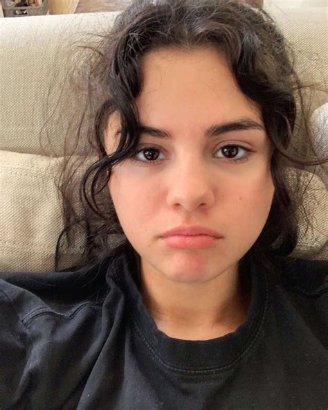 Selena Gomez Goes Makeup Free And Shows Rare Look At Her Natural Curls