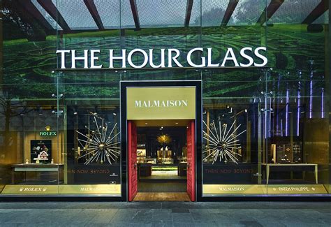 The Hour Glass Marks 40 Years With Contemporary Art Sjx Watches