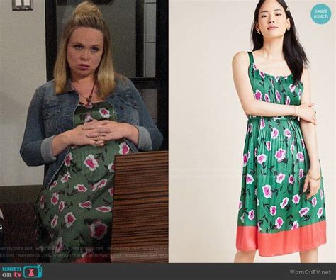 Kristins Green Floral Pleated Dress On Last Man Standing In 2020