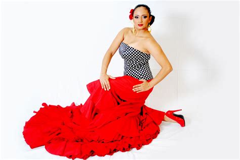 Meet Gabriela Reyes La Canela Flamenco Dancer Shoutout Miami