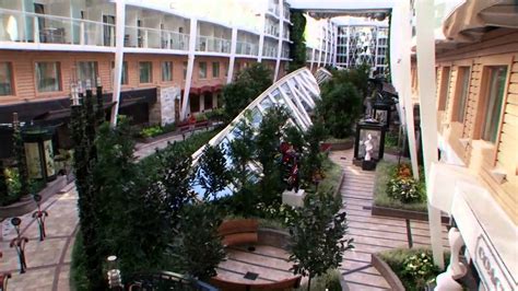 Oasis Experience - YouTube