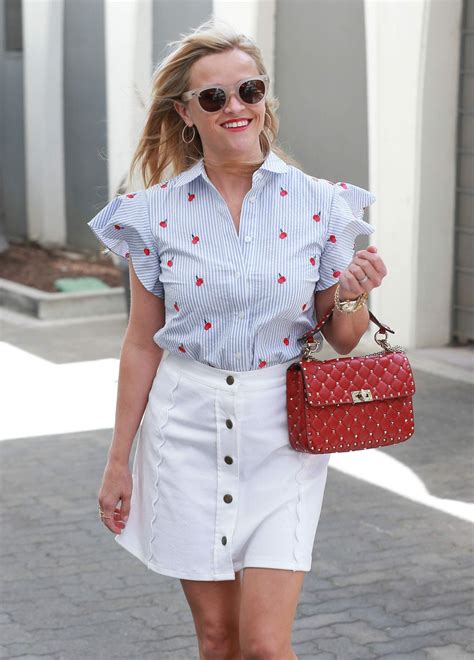 Reese Witherspoon Southern Chic Celeblr