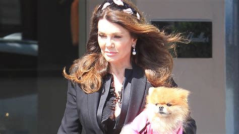 Lisa Vanderpump Speaks About Her Moms Death One Year After Her Brother Committed Suicide