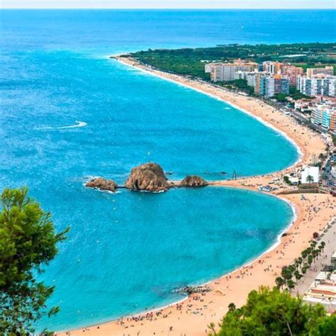 Simple Science: How to Make a Volcano with Kids