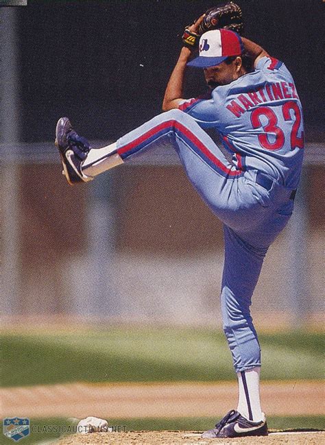 Dennis Martinez displays his signature wind up. | Mlb baseball teams