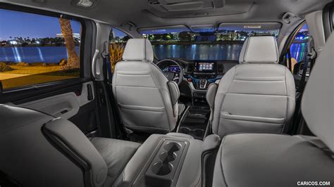 2021 Honda Odyssey Interior Caricos