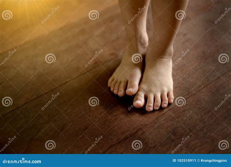 Children`s Bare Feet On Wooden Floor Stock Image Image Of Childrens