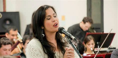 Paraguayan Soprano Carolina López Joins Iica’s Campaign To Salute Food Chain Workers Inter