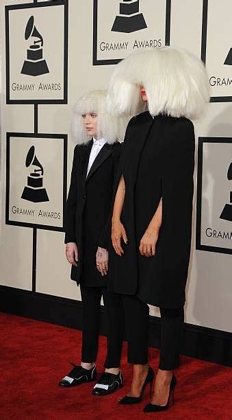 Sia And Maddie Ziegler At The 57th Annual Grammy Awards Red Carpet 08
