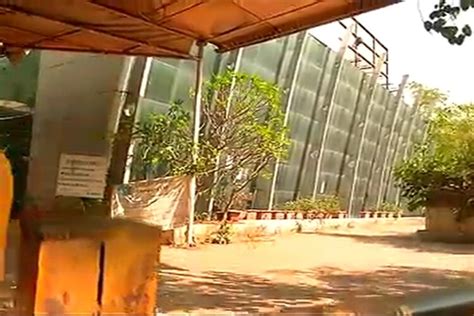 No Takers For Vijay Mallyas Kingfisher House In Mumbai Auction Fails