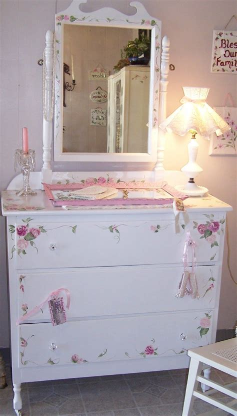 Dressers With Images Shabby Chic Interiors Shabby Chic Decor