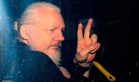 Julian Assange fue condenado a casi un año de cárcel - LA GACETA Tucumán