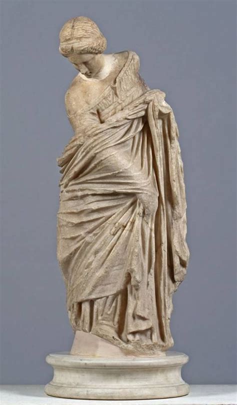 Hellenistic 323 30 Bce This Statue Depicts The Style Of Hellenestic