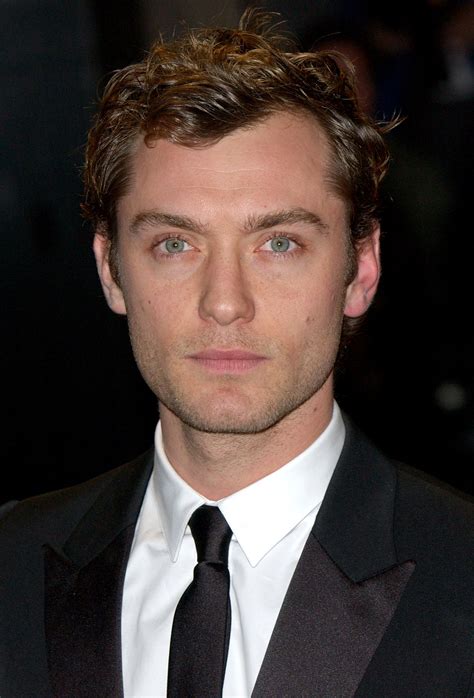 Jude Law Photo Rarely Seen Actor Reemerges In London Huffpost