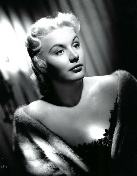 25 Gorgeous Photos Of American Actress Barbara Payton During Her Brief