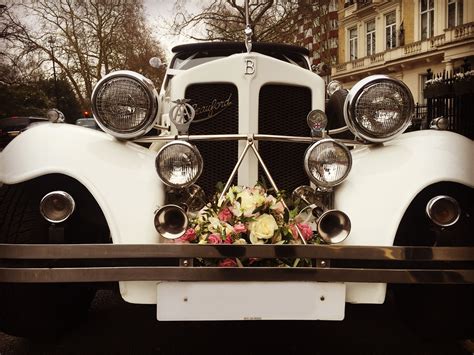 9 Reasons To Hire A Classic Wedding Car At Beauford Wedding Cars London