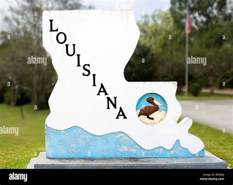 Welcome To Louisiana Sign At The Welcome Center Lousianausa Stock