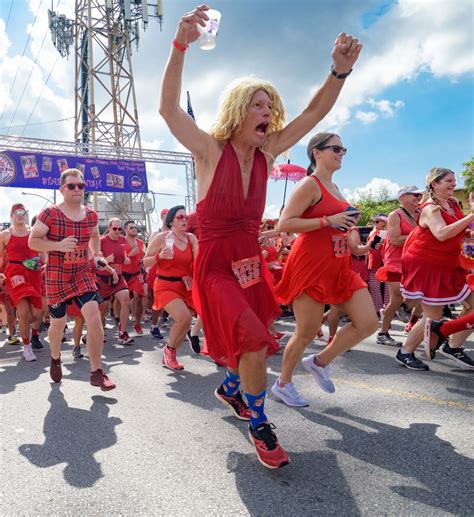 Photos Hundreds Come Dressed To Impress At Red Dress Run 2019