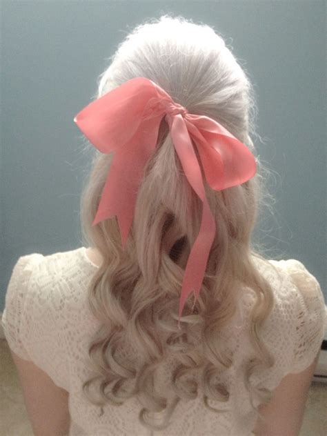 Beautiful Curls With Pink Ribbon Pretty Hairstyles Dream Hair Hair