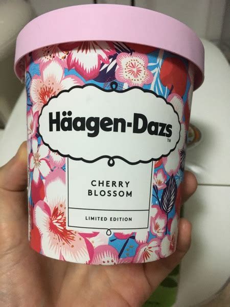 Haagen Dazs Cherry Blossom Ice Cream 櫻花冰淇淋 Source