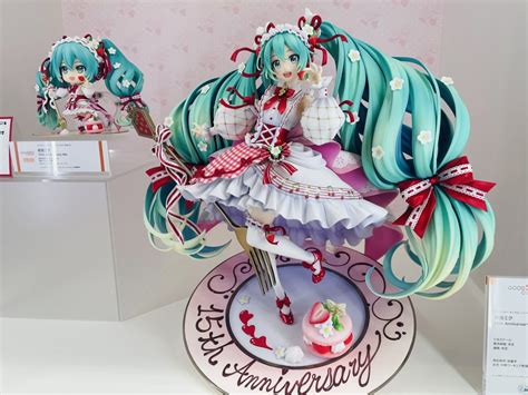 Finally The 15th Anniversary Strawberry Miku Love The Nendoroid And
