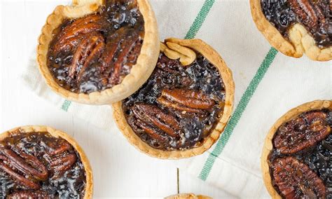 Sweet Caramely And Nutty These Mini Pecan Pies Really Hit The Spot