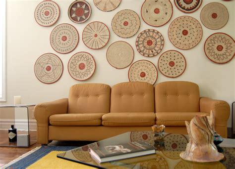 20 Beautiful Wall Decor Ideas Using Decorative Plates