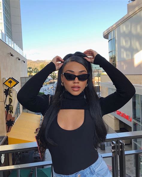 𝕂𝕚𝕥𝕣𝕒 𝔸𝕟𝕚𝕤𝕤𝕒 𝔹𝕖𝕝𝕝 🦋 On Instagram “🖤” Baddie Hairstyles Long Hair Styles Hair Looks