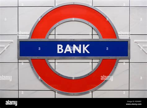 Bank Underground London Hi Res Stock Photography And Images Alamy