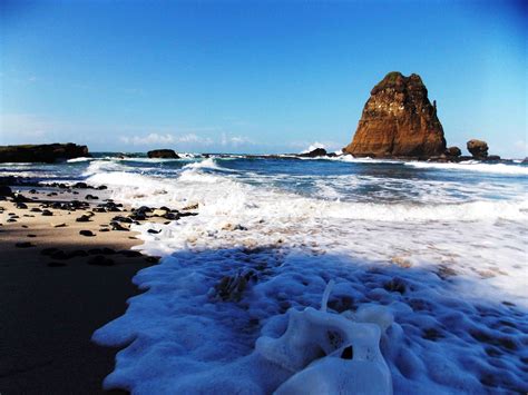 Jalan raya pantai carita km 144 karang bolong, anyer serang, anyer, serang, banten, indonesia, 42167. Pantai Tanjung Papuma Jember - Jawa Timur « Jadwal ...