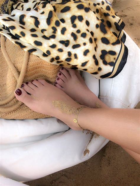 Rania Youssefs Feet