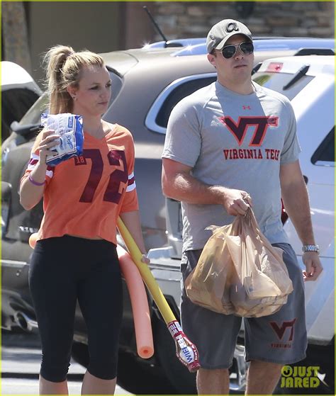 Britney Spears And David Lucado Grocery Shoppers Photo 2847855