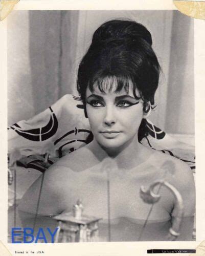 Elizabeth Taylor In Bathtub Cleopatra Vintage Photo Ebay