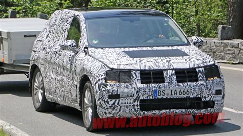 Volkswagen Tiguan Spy Shots Photo Gallery