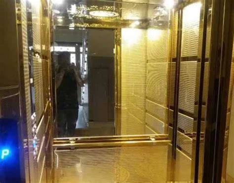 کابین آسانسور تمام استیل طلایی تکه‌کابل