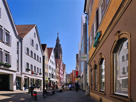 Finden sie eigentumswohnungen, häuser zum kauf, grundstücke und gewerbeimmobilien in reutlingen (kreis) mit immobilo.de ✓ ihrer deutschlandweiten immobiliensuche. Reutlingen - Wilhelmstrasse Foto & Bild | deutschland ...
