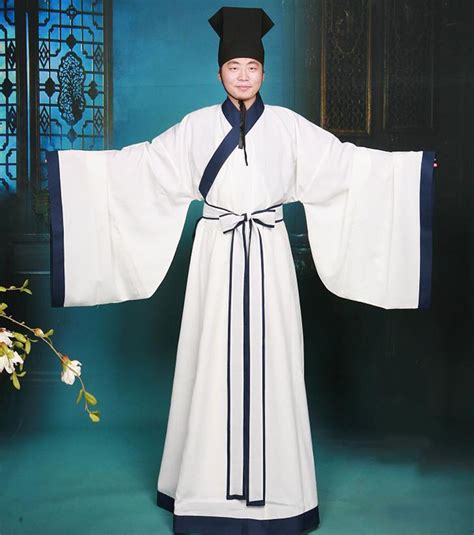 Traditional Mens Hanfu Note The Wide Cut Of The Sleeves And The Sash