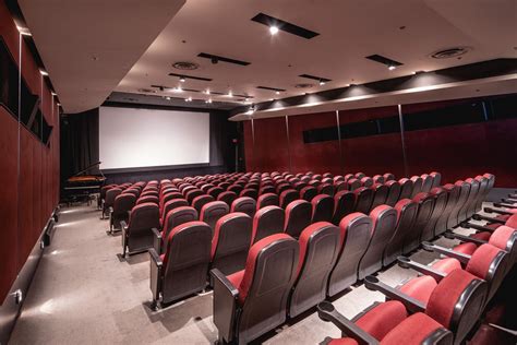 Salle De Projection Principale La Cinémathèque Québécoise