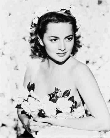 Nude Pictures Of Olivia De Havilland Are Excessively Damn Engaging