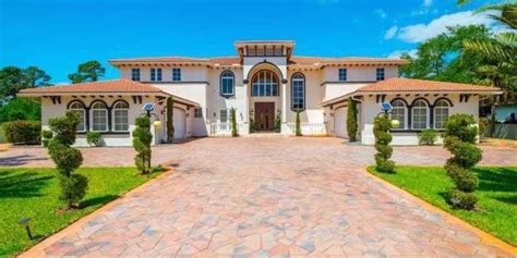 11 Celebrity Homes For Sale Luxury Homes And Mansions For Sale