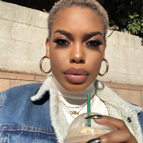 18 Beautiful Black Women With Enviable Lips In 2021 Beautiful Black Women Black Women
