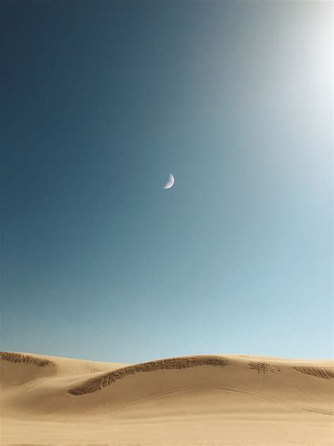 Desert Moon Wallpapers Top Free Desert Moon Backgrounds Wallpaperaccess